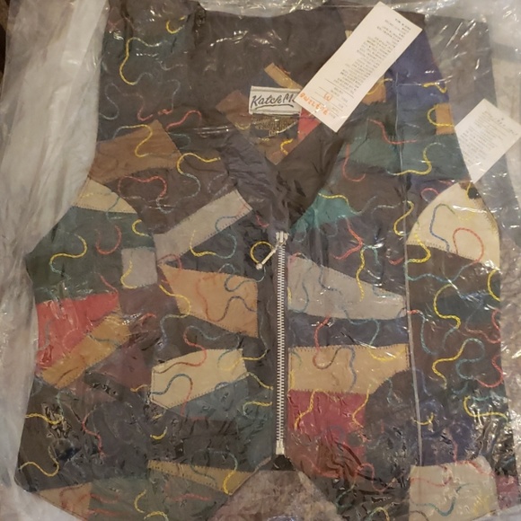 Assortment of katch me vest - Picture 2 of 8